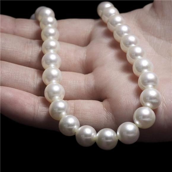 Layered Pearl Necklace, Cream White - Picture 5 of 6